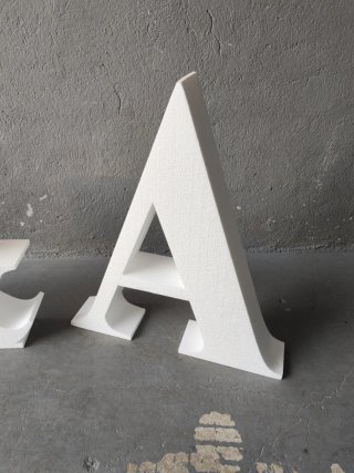 Letras R&A para boda