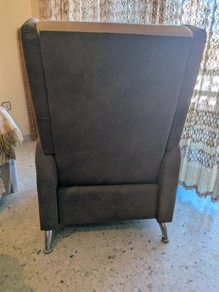 Butacas orejera marrón y beige