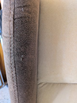 Butacas orejera marrón y beige