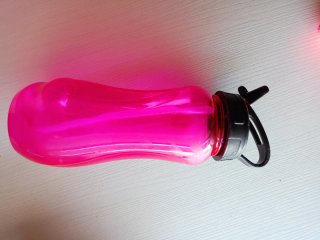 Botella de agua rosa DOONE