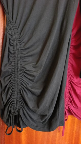 2 vestidos ajustados cortos