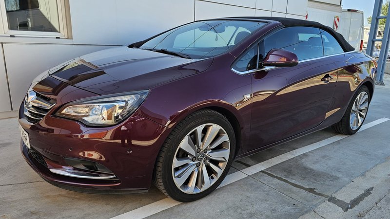 Opel Cabrio 2013 - foto 1