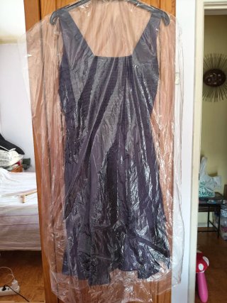 Vestido vintage roxo com folhos T.M