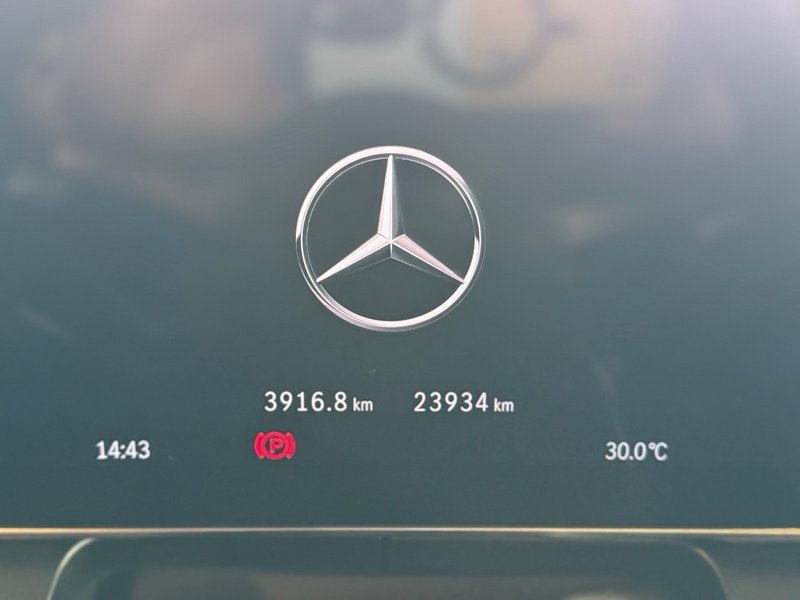 Mercedes-Benz GLC 2025, foto 17