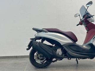 Piaggio Beverly 350