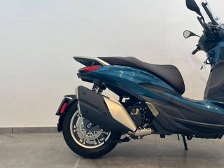 Piaggio Beverly 400