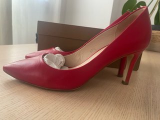 Zapatos Gloria Ortiz Talla 37.5 Rojos