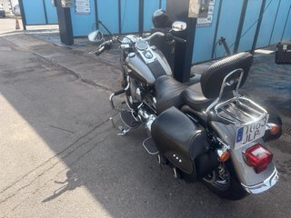 Harley Davidson Negra y Plateada