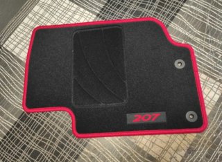 + Peugeot 207 Alfombrillas a medida