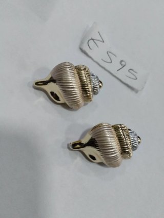 Z595 Orecchini a forma di conchiglia tre colori