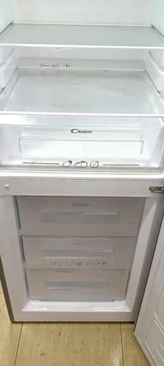 NEVERA COMBI CANDY NO FROST ENERGÍA A+