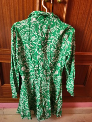 Lote de 4 vestidos Kiabi