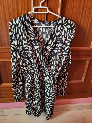 Lote de 4 vestidos Kiabi