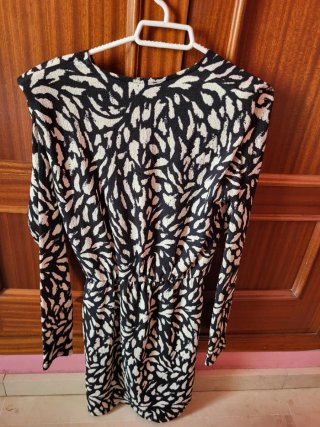 Lote de 4 vestidos Kiabi