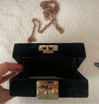 Bolso de mano terciopelo negro
