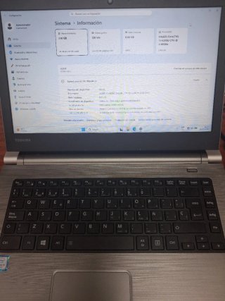 Portátil Toshiba TECRA A11 16T 14" platinium