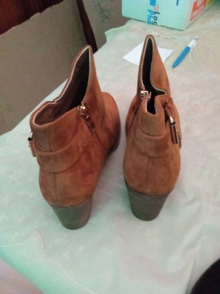 Botines marrones nuevos sin usar