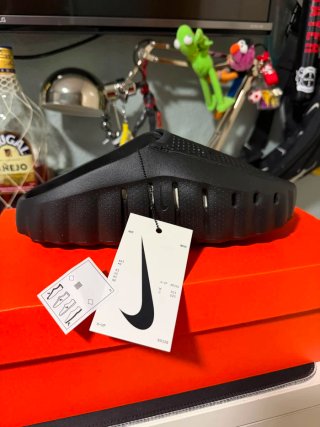 Nike Mid 001