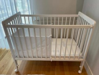 Cuna Micuna Ibiza 60x120 colchón viscoelástico