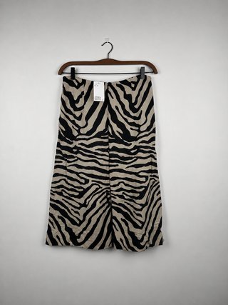 Falda midi H&M cebra talla 40
