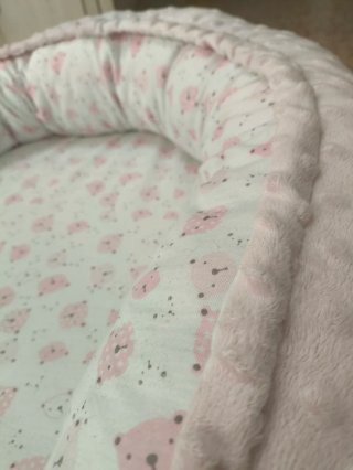 Nido bebé y almohada maternidad