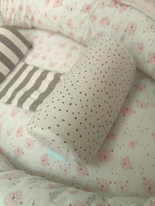 Nido bebé y almohada maternidad