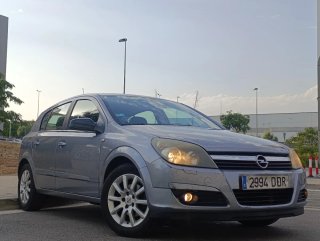 Opel Astra 2004