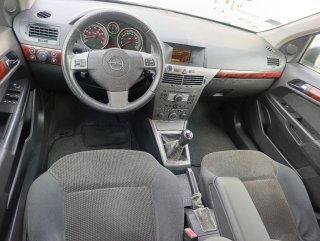 Opel Astra 2004