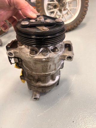 Compresor A/C VW AG 4K0 816 803 G  Audi A6/S6 C8