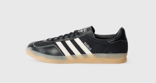 Zapatillas Adidas Negras y Blancas UNISEX