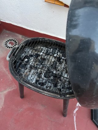 Barbacoa portátil negra