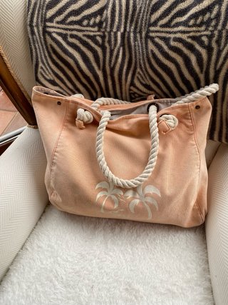 Bolsa de playa y neceser rosa BIOTHERM