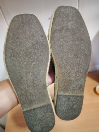 Sandalias negras de esparto