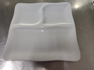 Piatto in porcellana bianco diviso