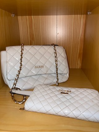 Bolso y cartera Guess blancos