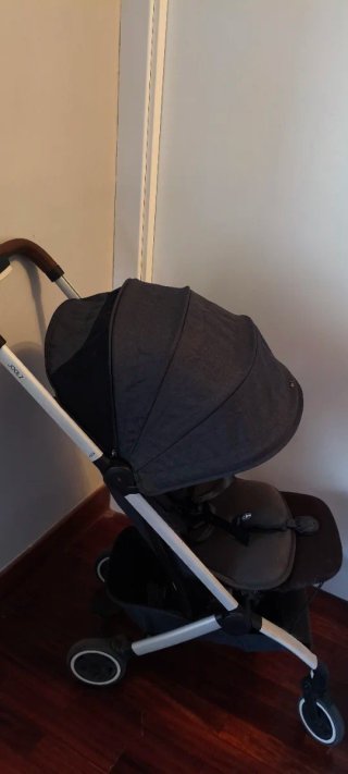 Passeggino Joolz Aer con poggiapiedi