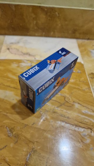 Cubix Space Astronave 4+