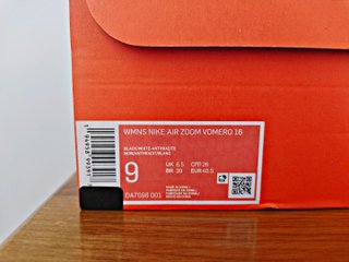 NIKE VOMERO 16 MUJER