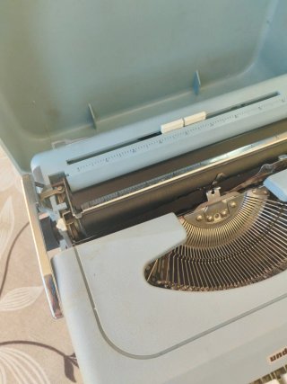 Máquina de escribir Underwood 25 azul