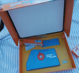 Proyector Super 8 Cinexin con  3 Cassette