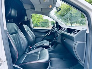 Volkswagen Caddy 2017 full equipe