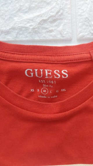T-shirt Guess Rossa Taglia M