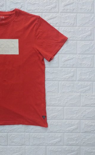 T-shirt Guess Rossa Taglia M
