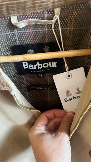 Chaqueta Barbour Transport Wax Beige