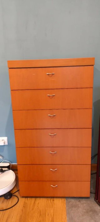 Mueble de comedor madera y cristal
