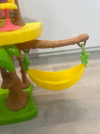 Cafetería Enchantimals con muñeca y mascota