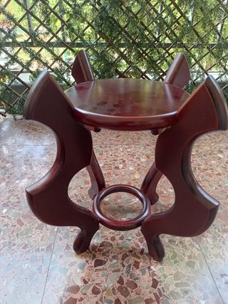 Macetero de cerámica y soporte madera