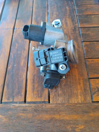 Cuerpo de aceleración Duke 125