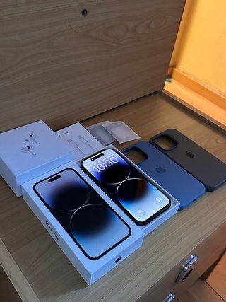 iPhone 14 Pro Negro + Accesorios