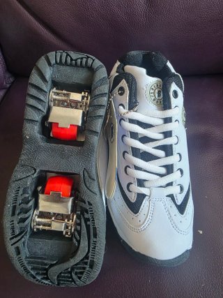 Zapatillas deportivas con ruedas